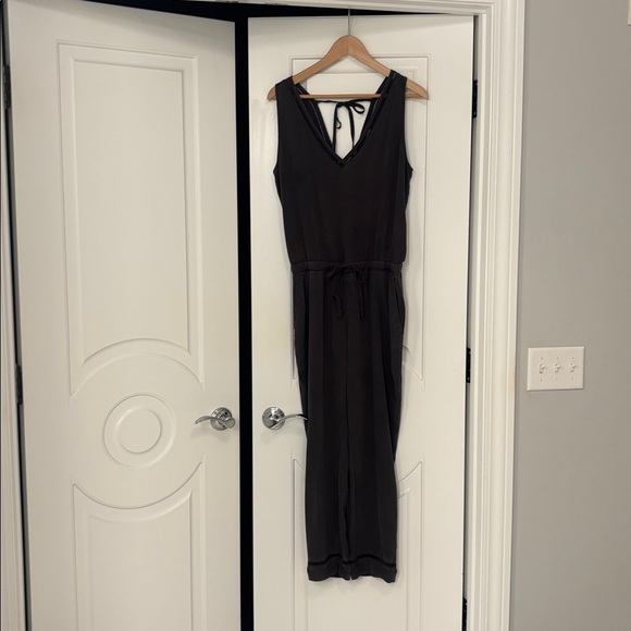 Women's Cloth & Stone from Anthropologie Gray Jumpsuit. Size Small. New. - Picture 6 of 11